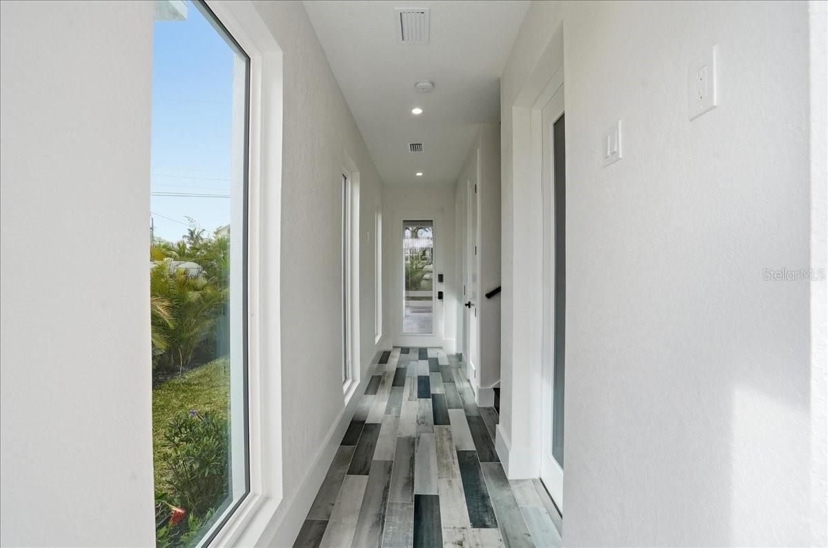 ENGLEWOOD SHORES SUB - Residential