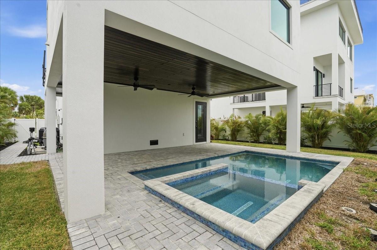 ENGLEWOOD SHORES SUB - Residential