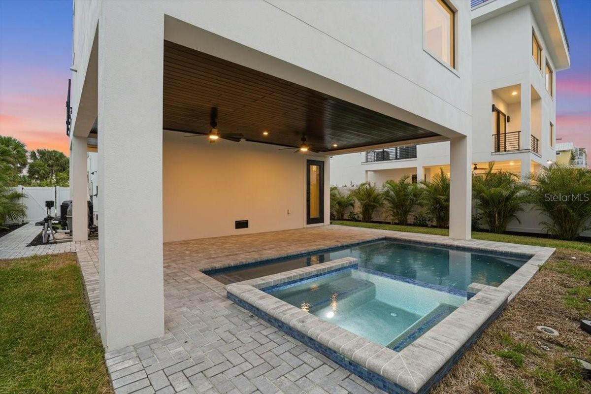 ENGLEWOOD SHORES SUB - Residential