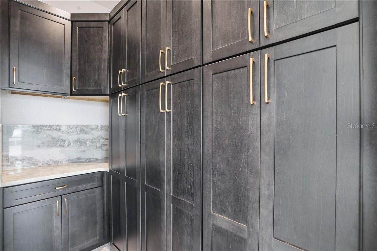 ENGLEWOOD SHORES SUB - Residential