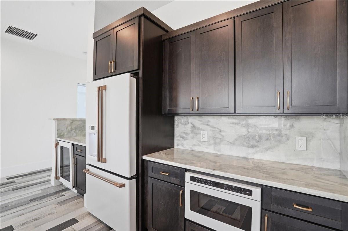 ENGLEWOOD SHORES SUB - Residential