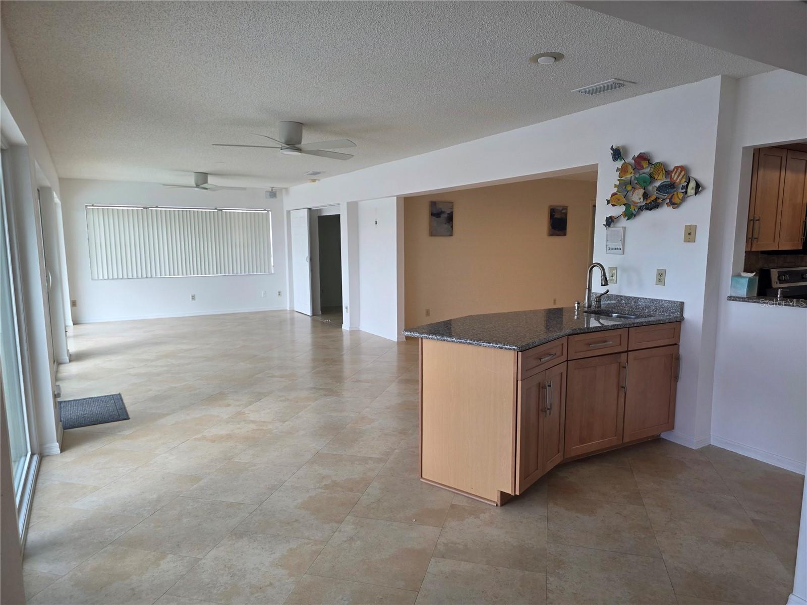 SUN CITY CENTER UNIT 32B - Residential