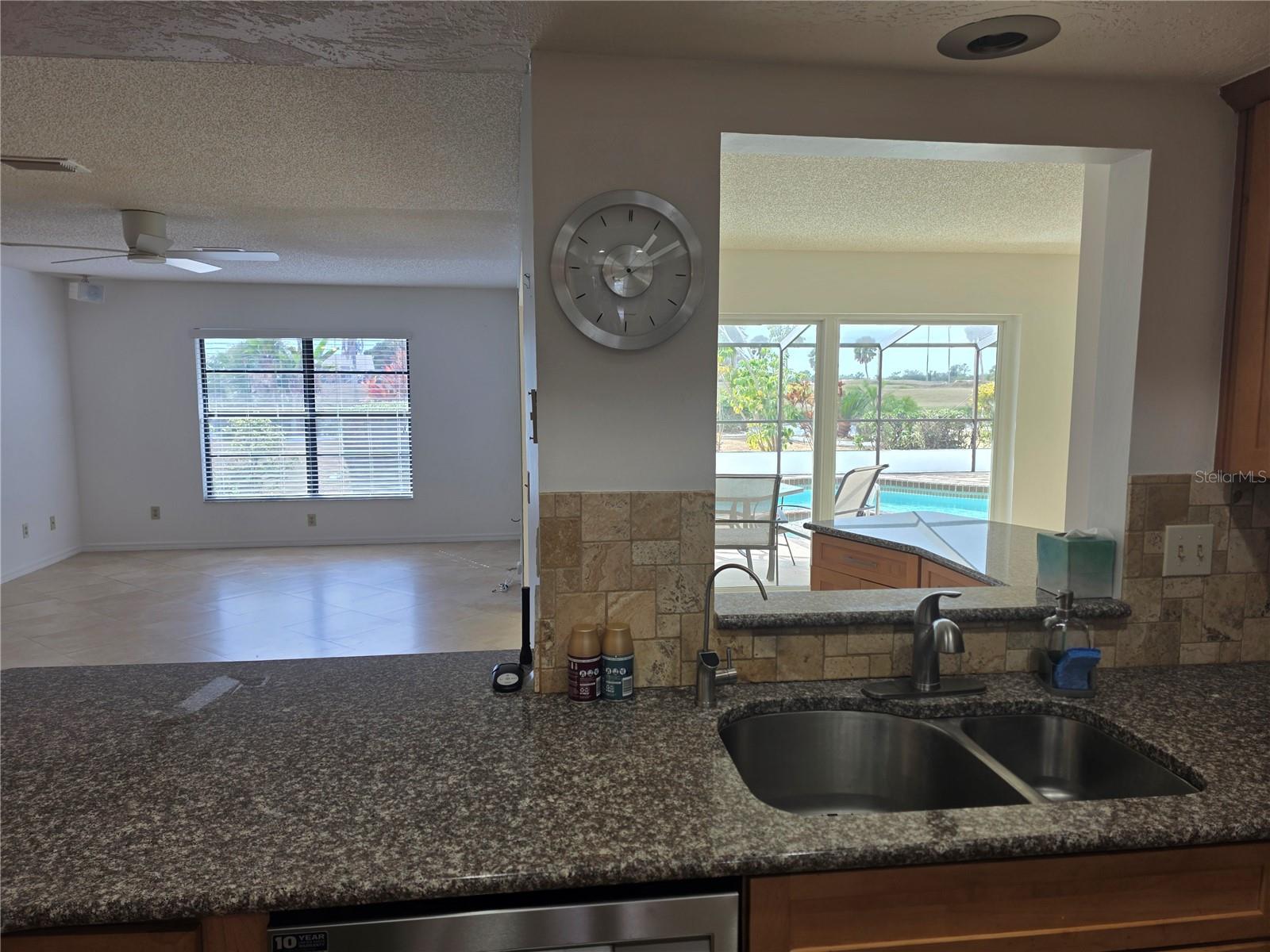 SUN CITY CENTER UNIT 32B - Residential