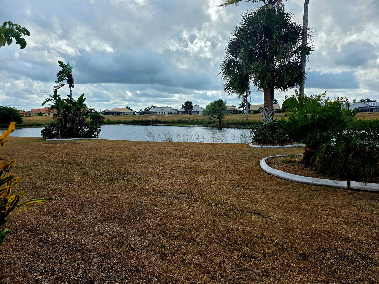 SUN CITY CENTER UNIT 32B - Residential