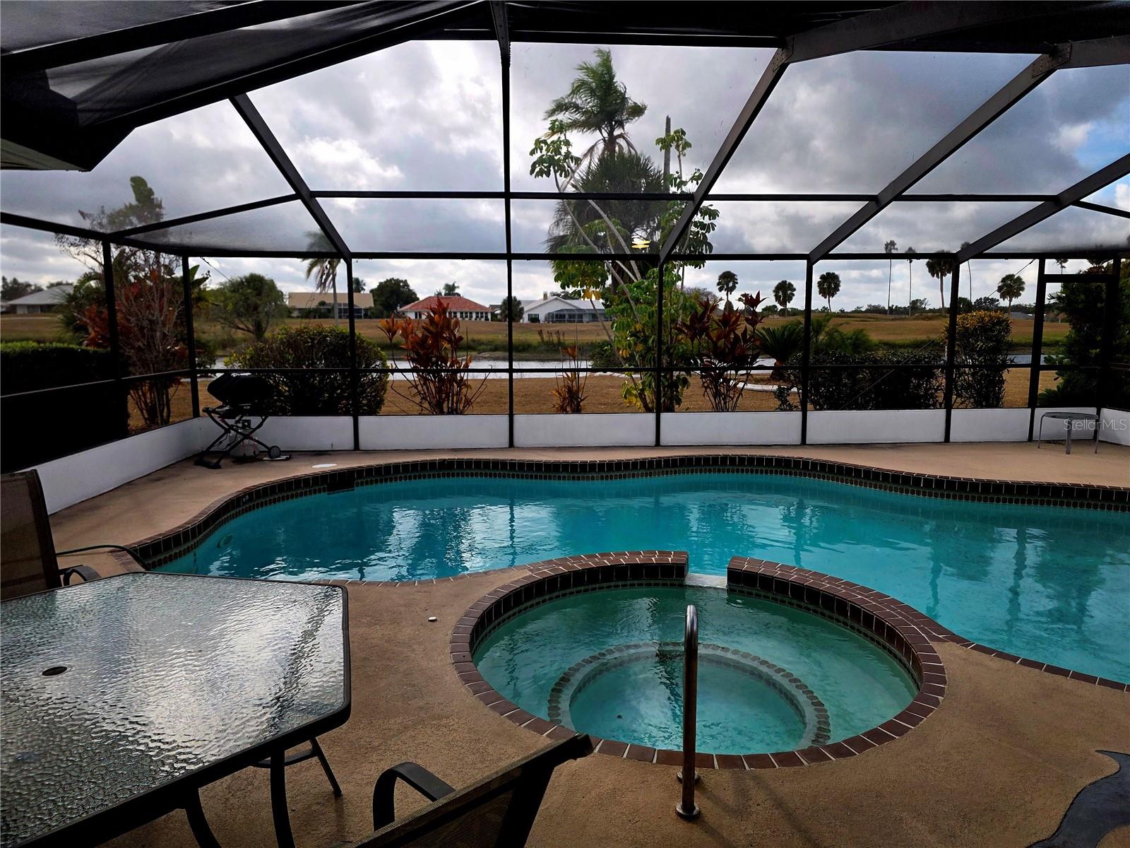 SUN CITY CENTER UNIT 32B - Residential