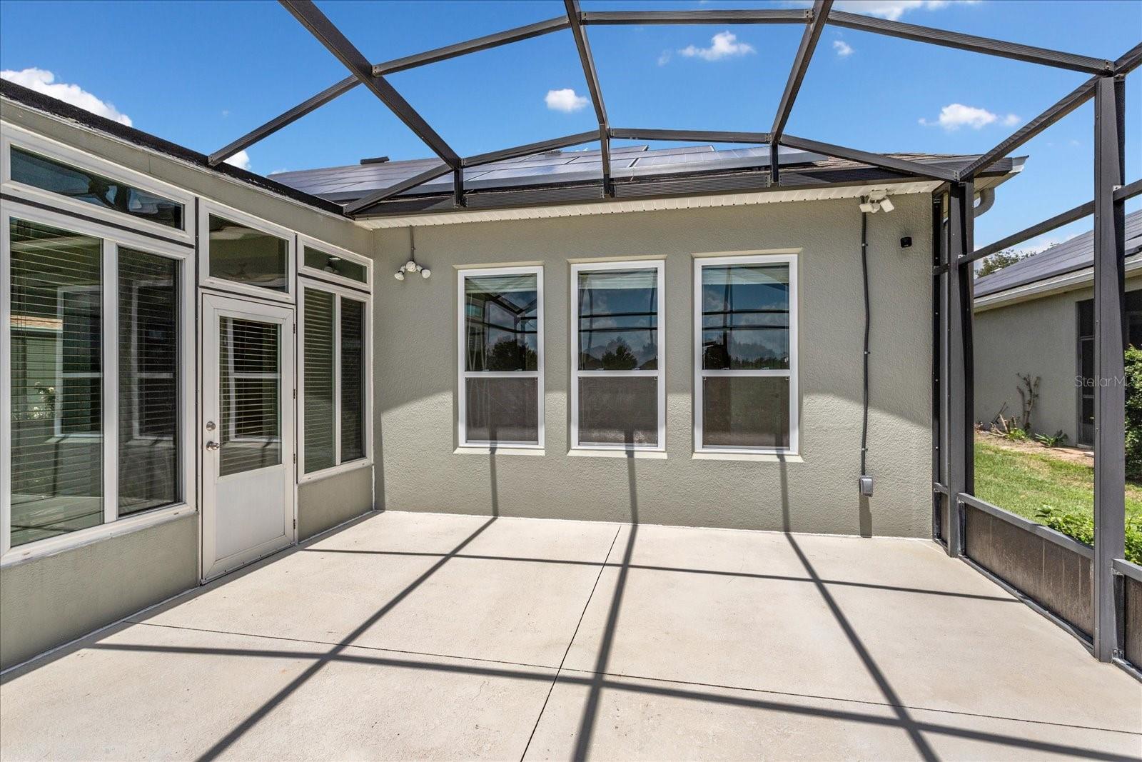 CASCADES OF GROVELAND (TRILOGY) - Residential