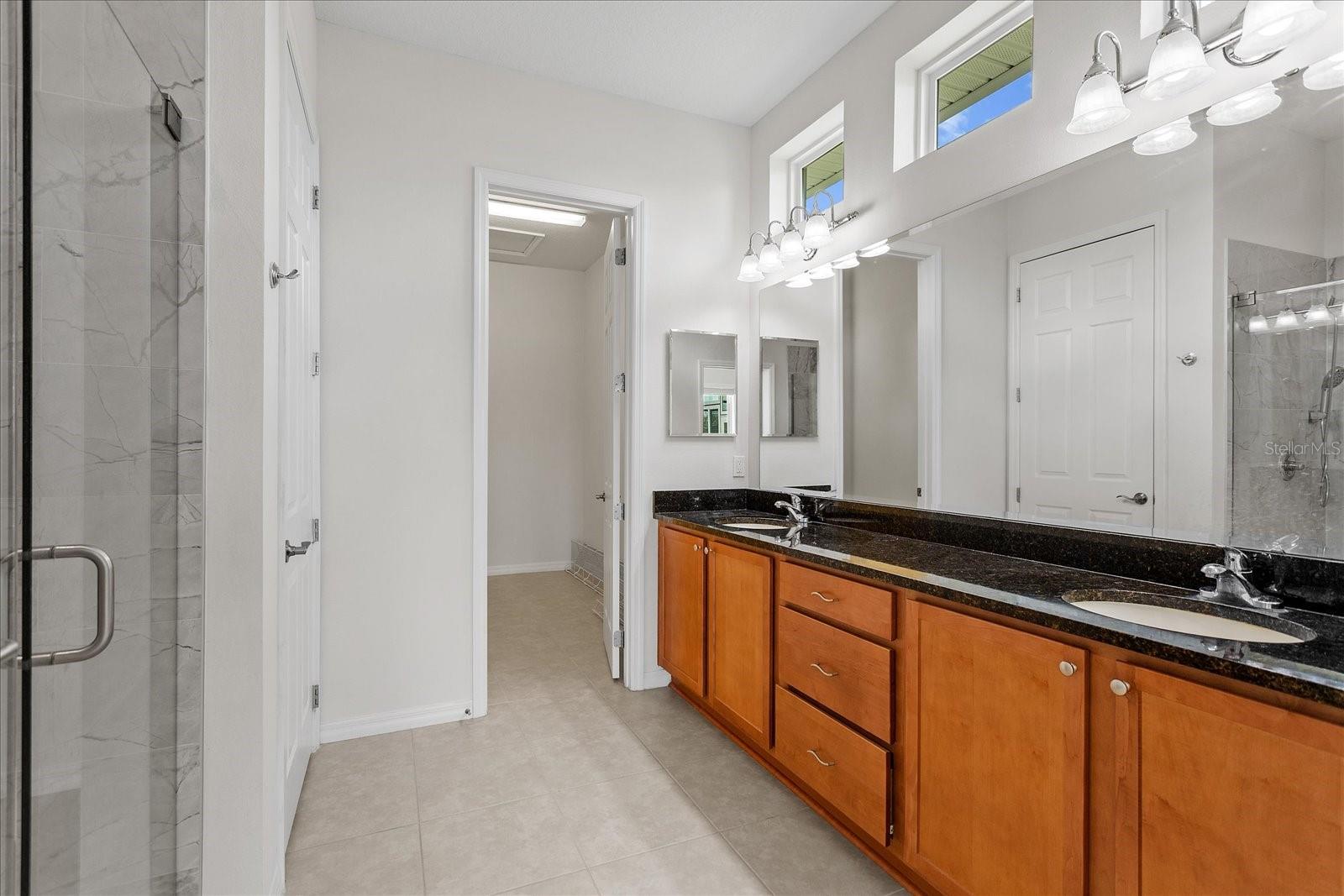 CASCADES OF GROVELAND (TRILOGY) - Residential