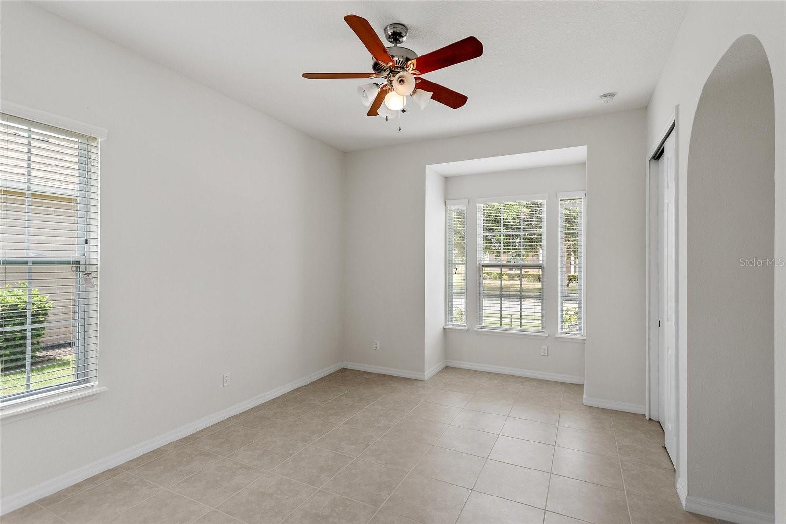 CASCADES OF GROVELAND (TRILOGY) - Residential