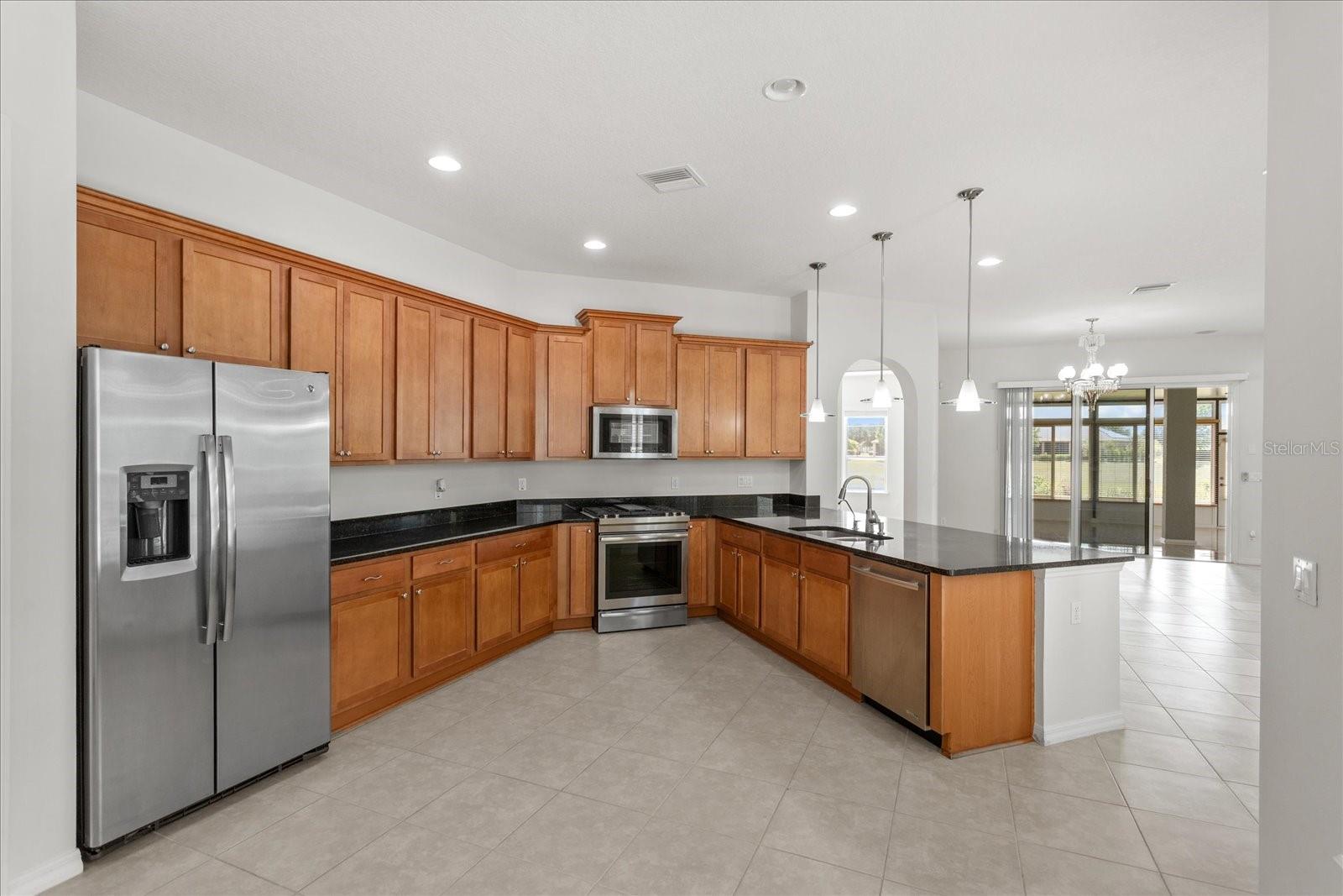 CASCADES OF GROVELAND (TRILOGY) - Residential