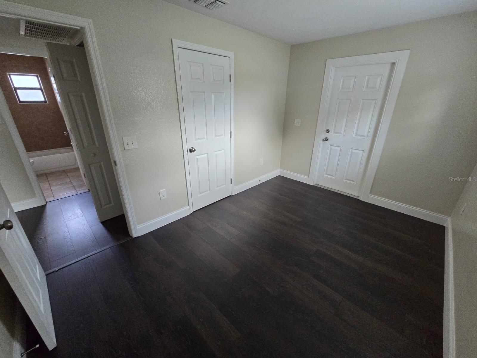 Photo 7 of 11 of 1409 RADLEIGH PLACE house
