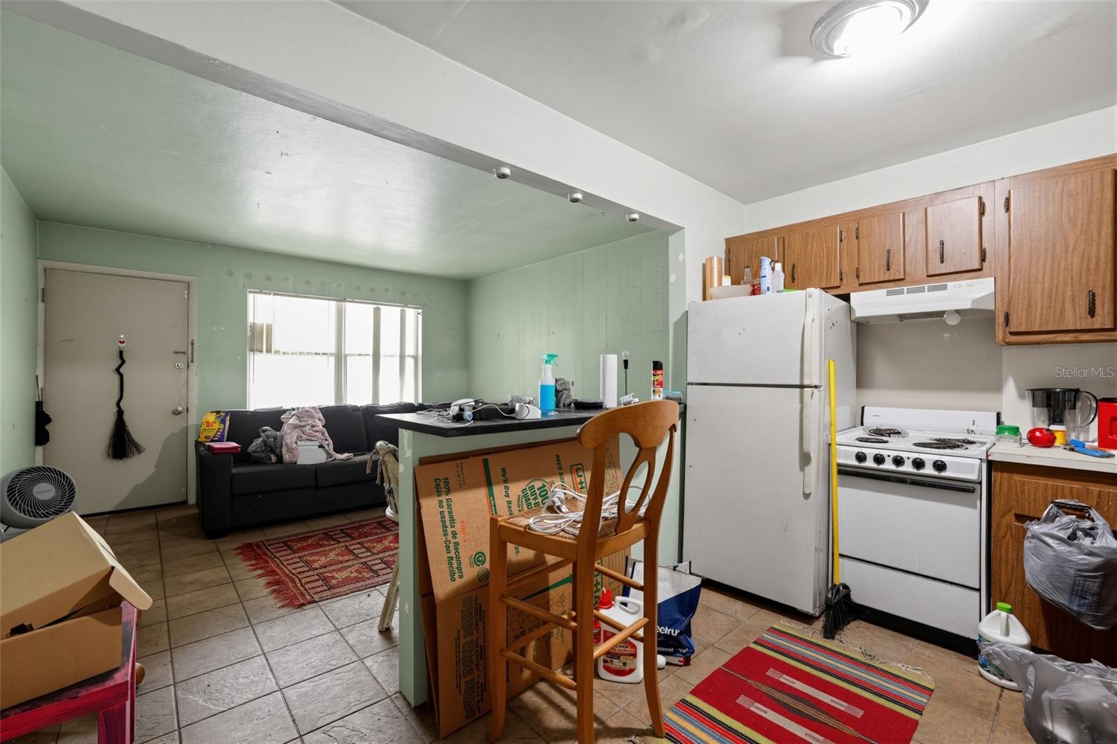 2501 HARN BOULEVARD J12