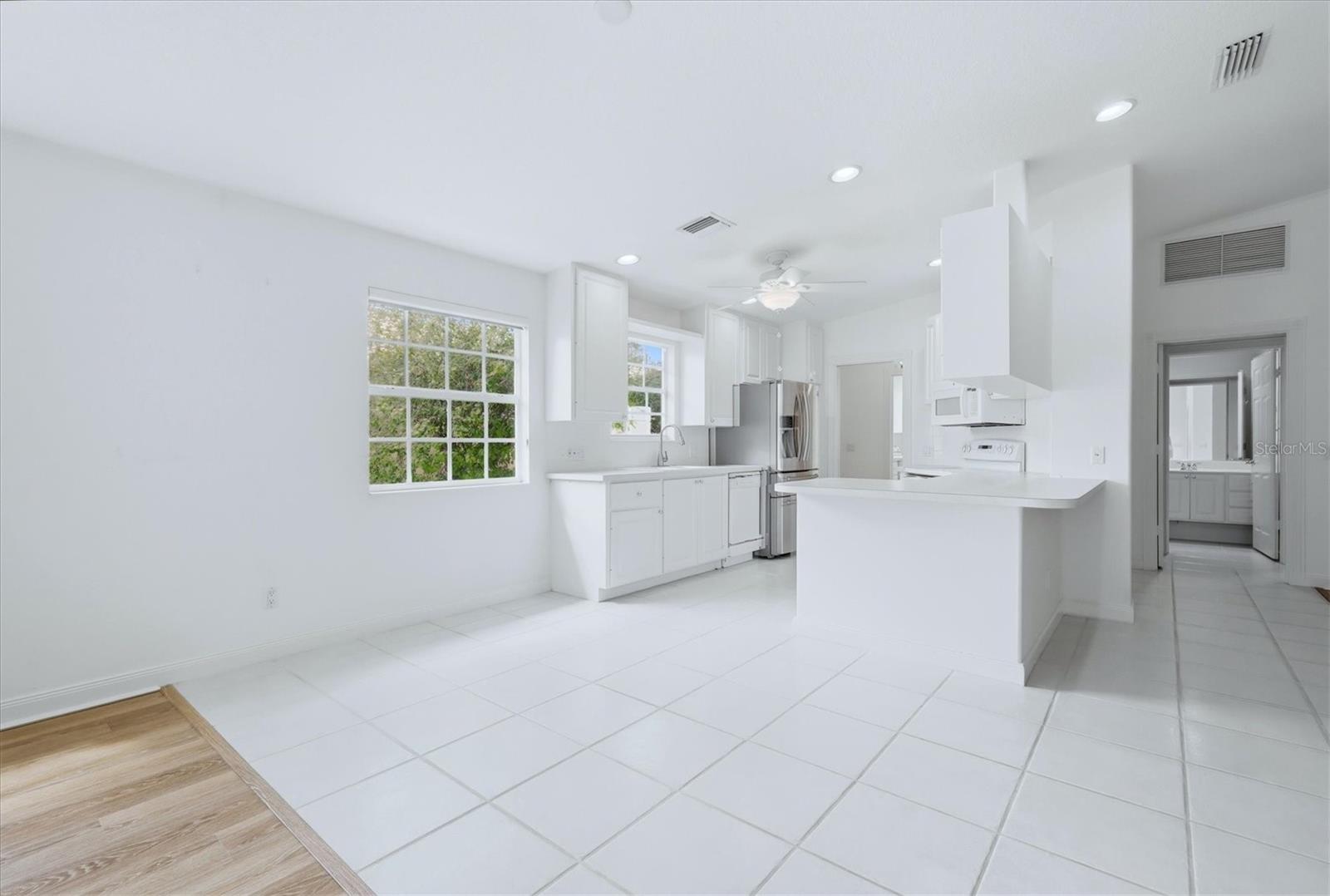 VILLAGEWALK - Residential