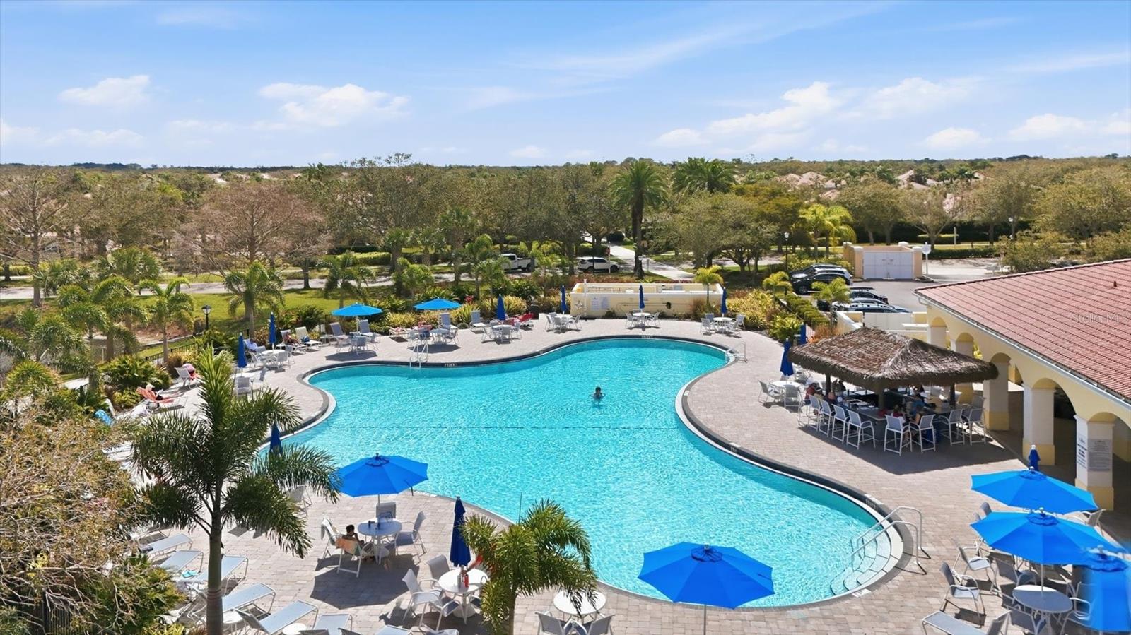 VILLAGEWALK - Residential