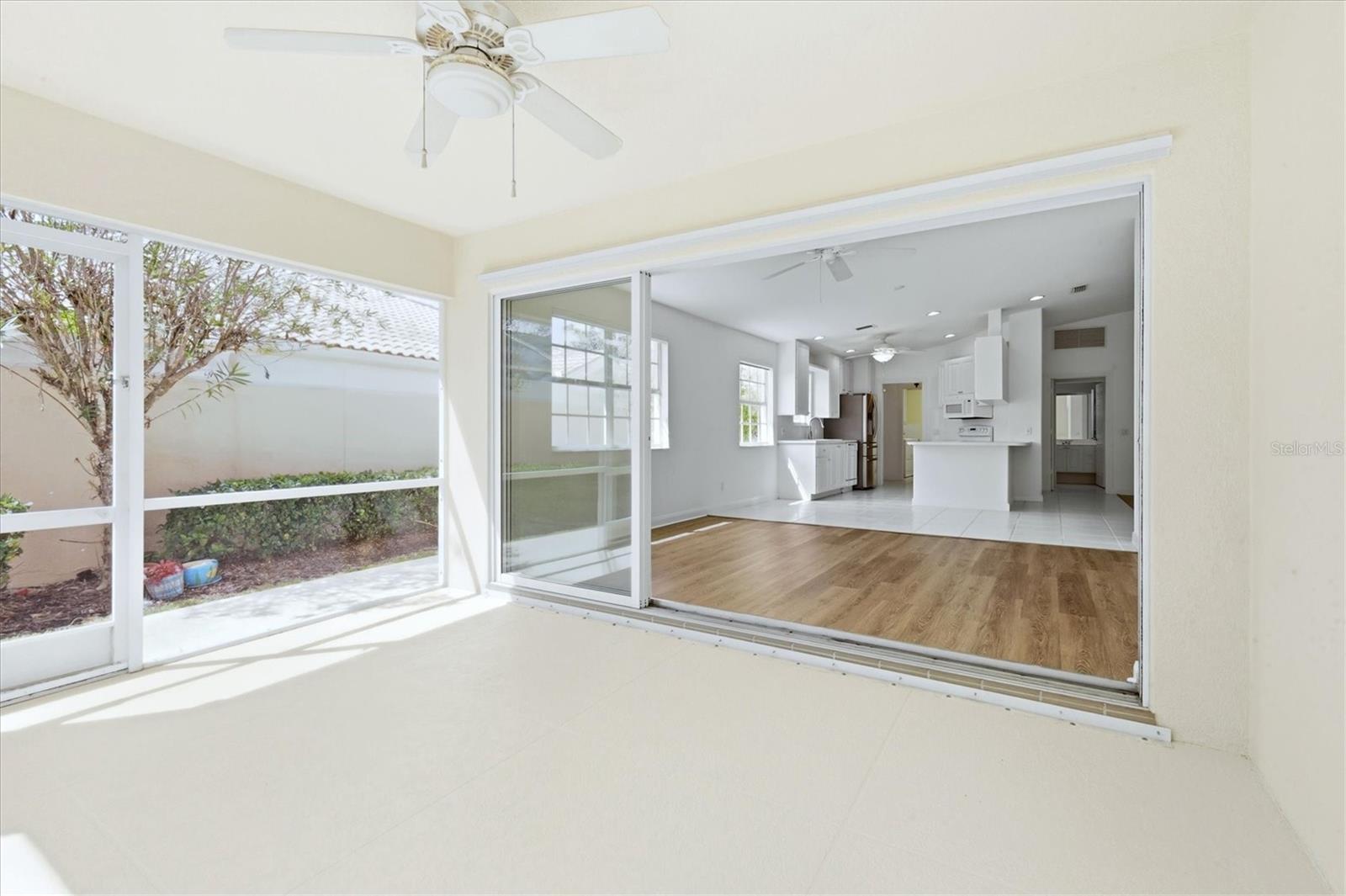 VILLAGEWALK - Residential