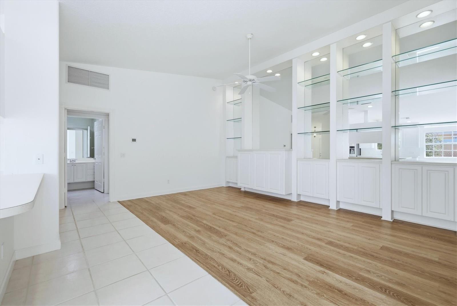 VILLAGEWALK - Residential