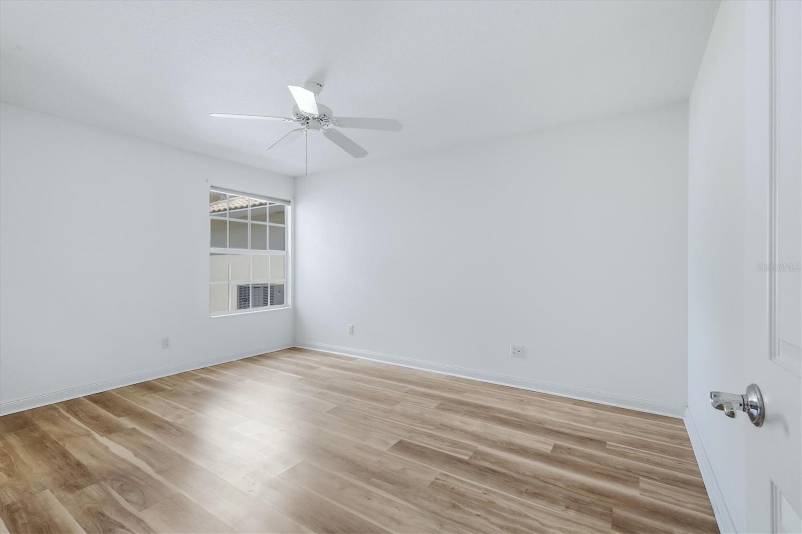 VILLAGEWALK - Residential