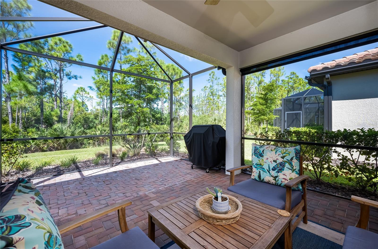 WOODLANDS - Residential