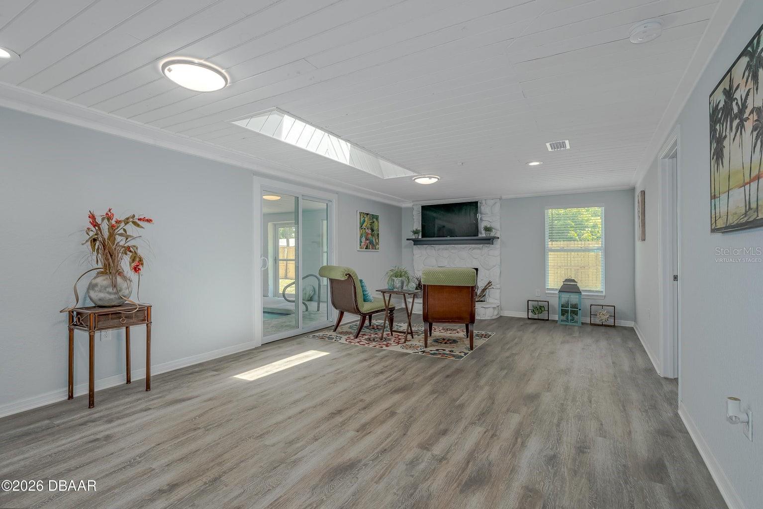 EDGEWATER ACRES UNIT 03 RESUB - Residential