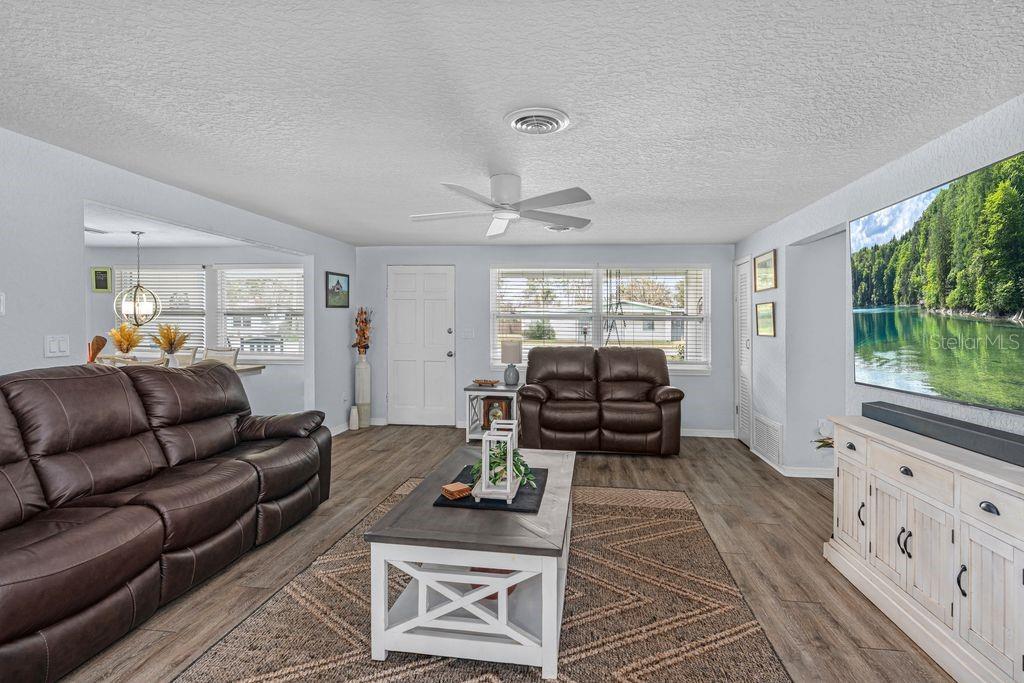 EDGEWATER ACRES UNIT 03 RESUB - Residential