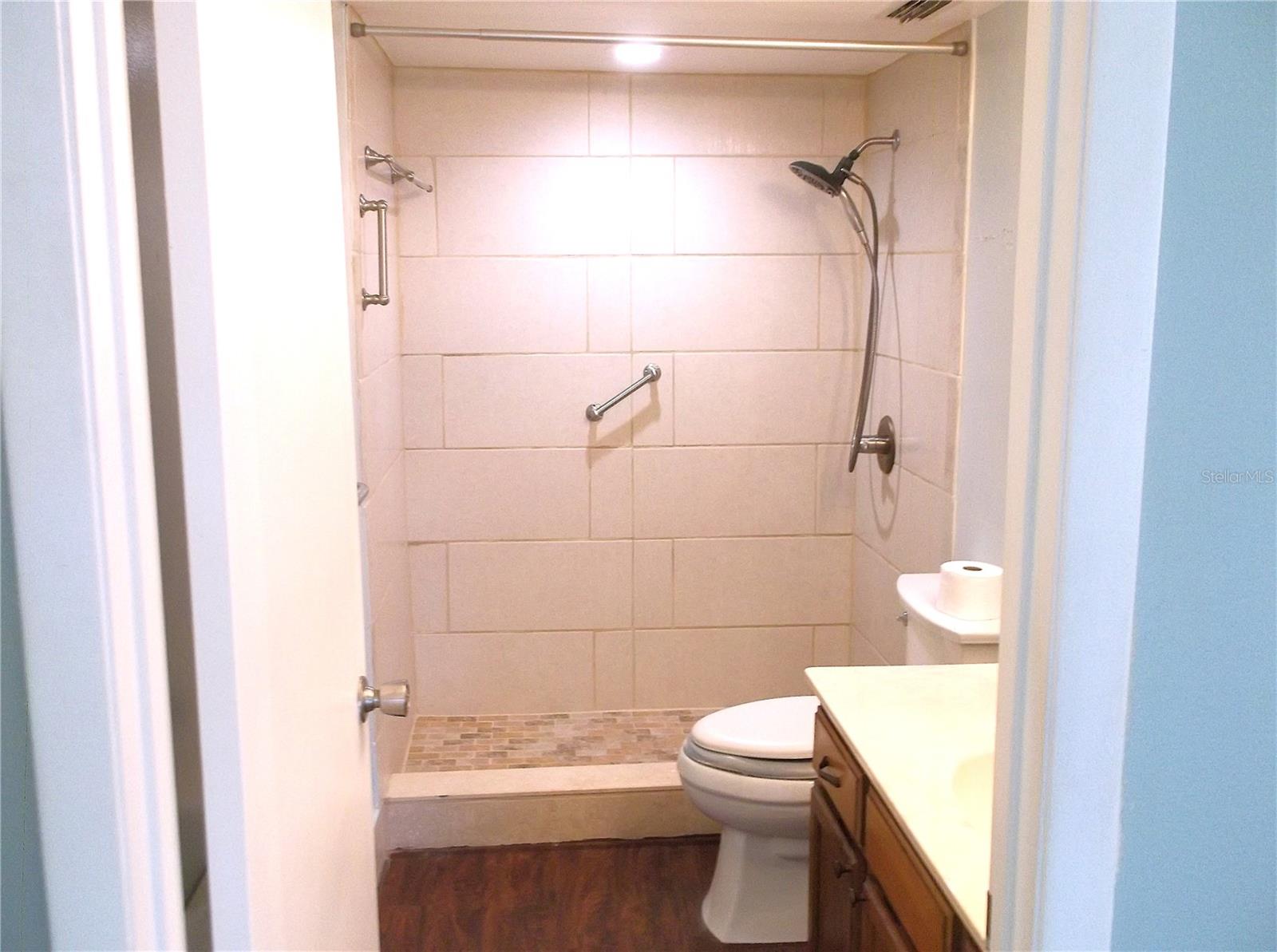 HARBOR GREENS AT YACHT CLUB ESTATES - Residential