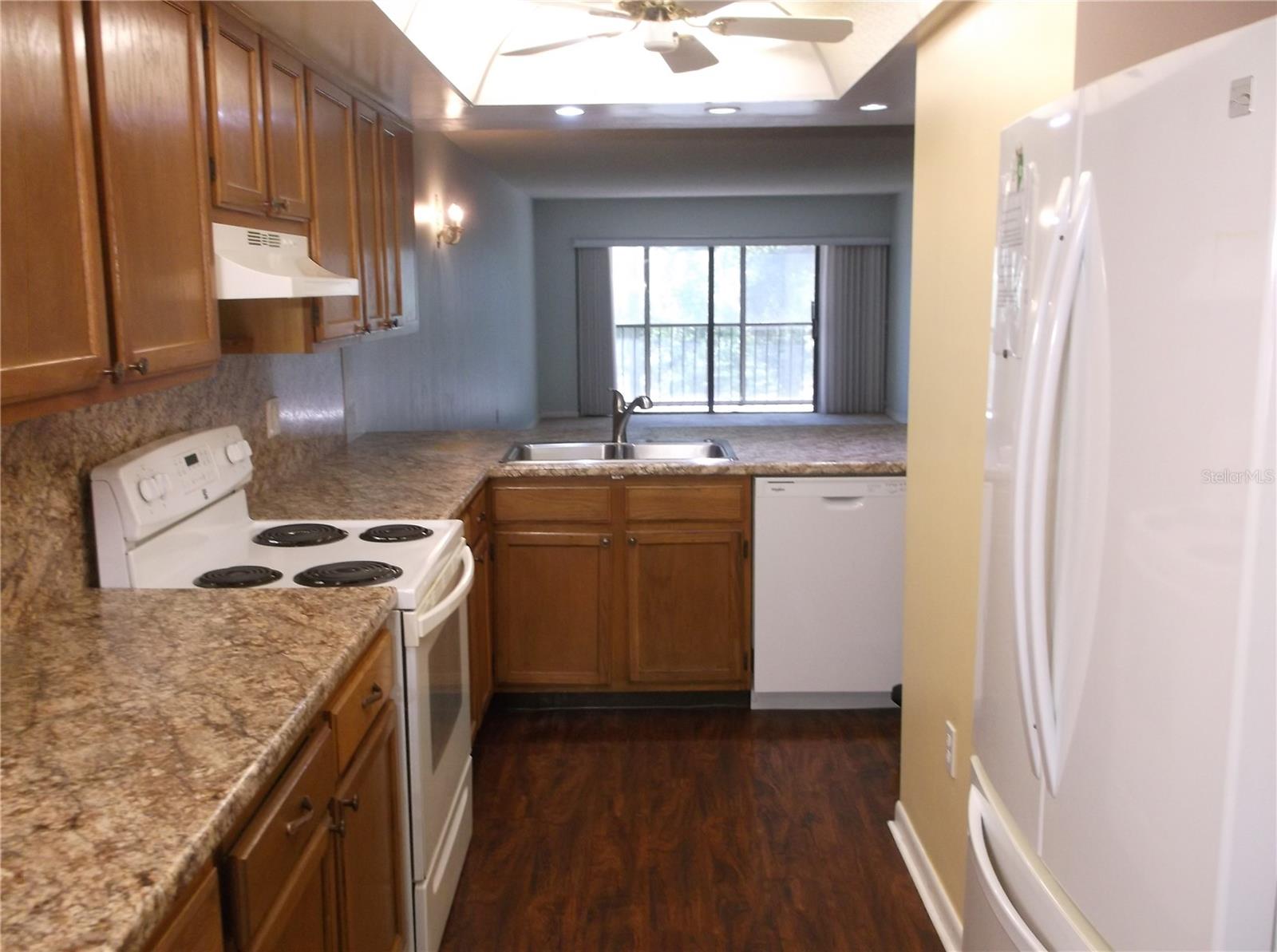 HARBOR GREENS AT YACHT CLUB ESTATES - Residential