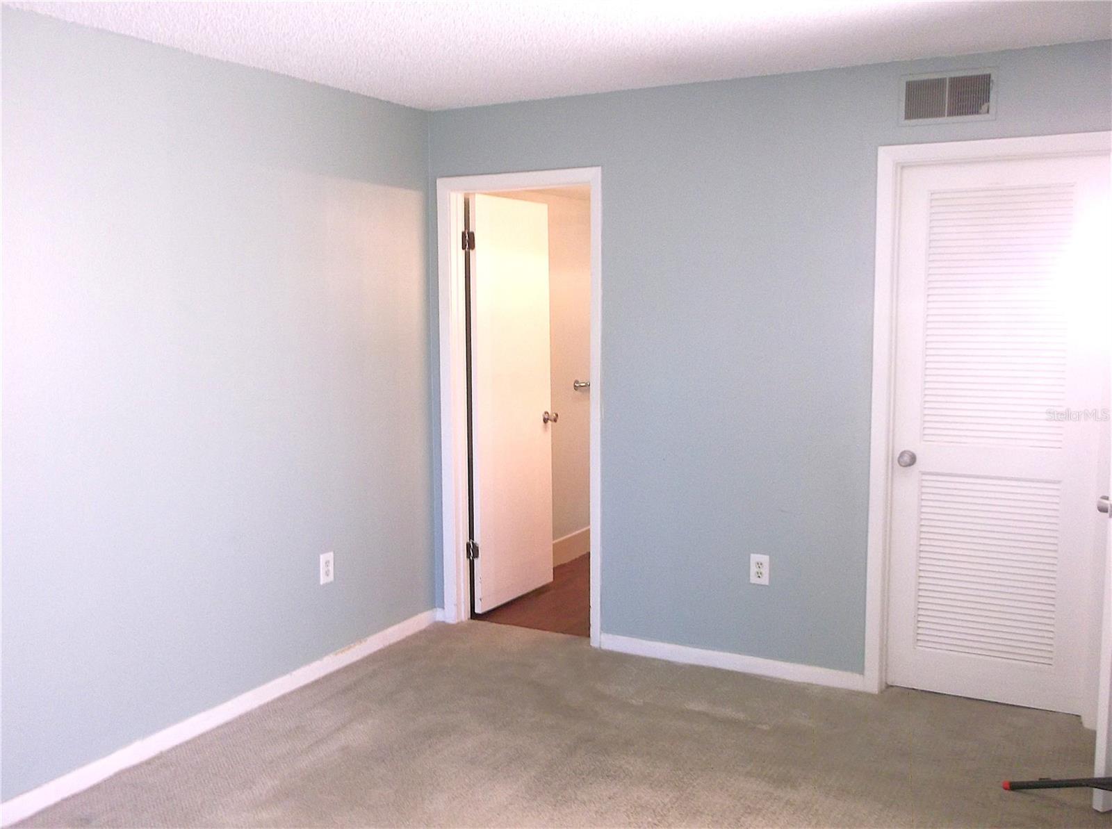 HARBOR GREENS AT YACHT CLUB ESTATES - Residential