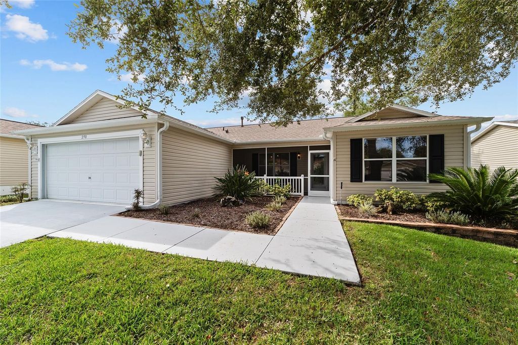 Photo of 290 Jefferson Lane, The Villages, FL 32162 (MLS # G5102434)
