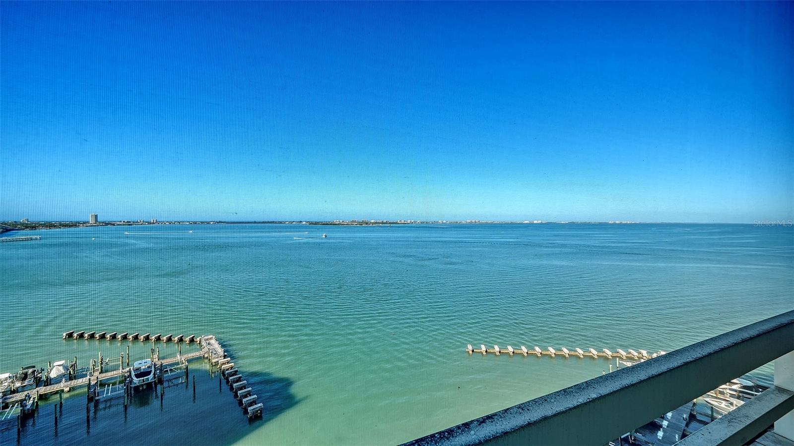 CONDO ON THE BAY TOWER II - Residential