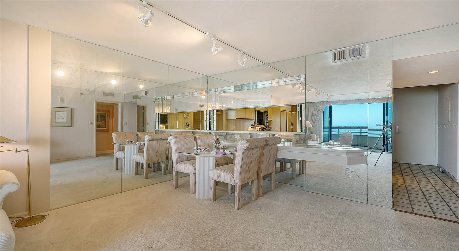 CONDO ON THE BAY TOWER II - Residential