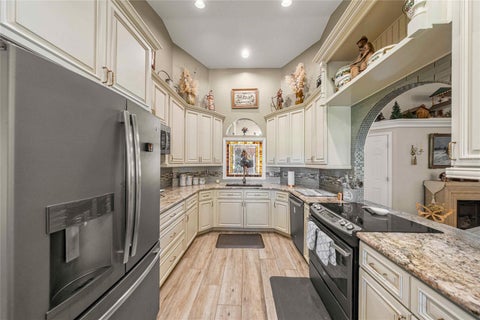 Tiny photo for 6931 NW Highway 225a, Ocala, FL 34482 (MLS # OM731028)