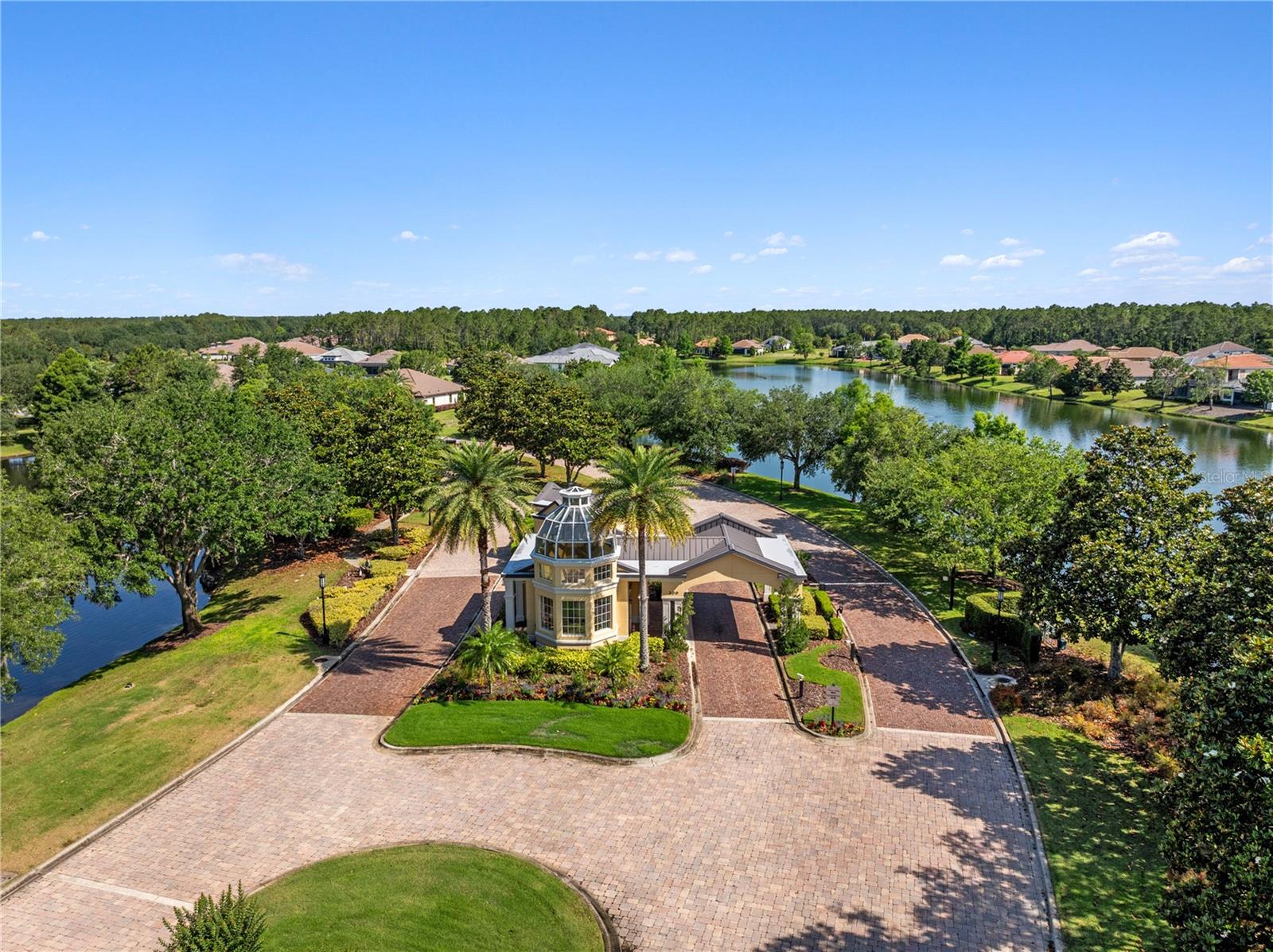 CONSERVATORY/HAMMOCK BEACH - Land