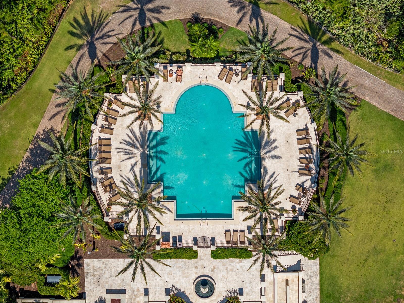 CONSERVATORY/HAMMOCK BEACH - Land