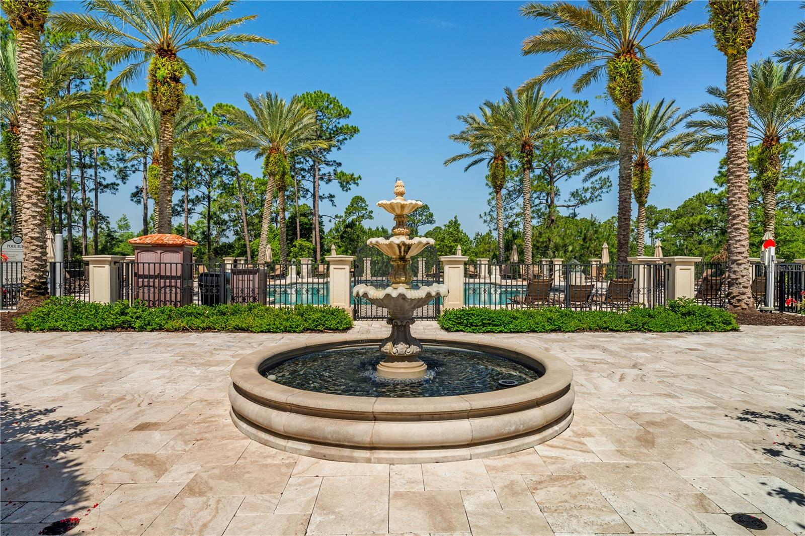 CONSERVATORY/HAMMOCK BEACH - Land