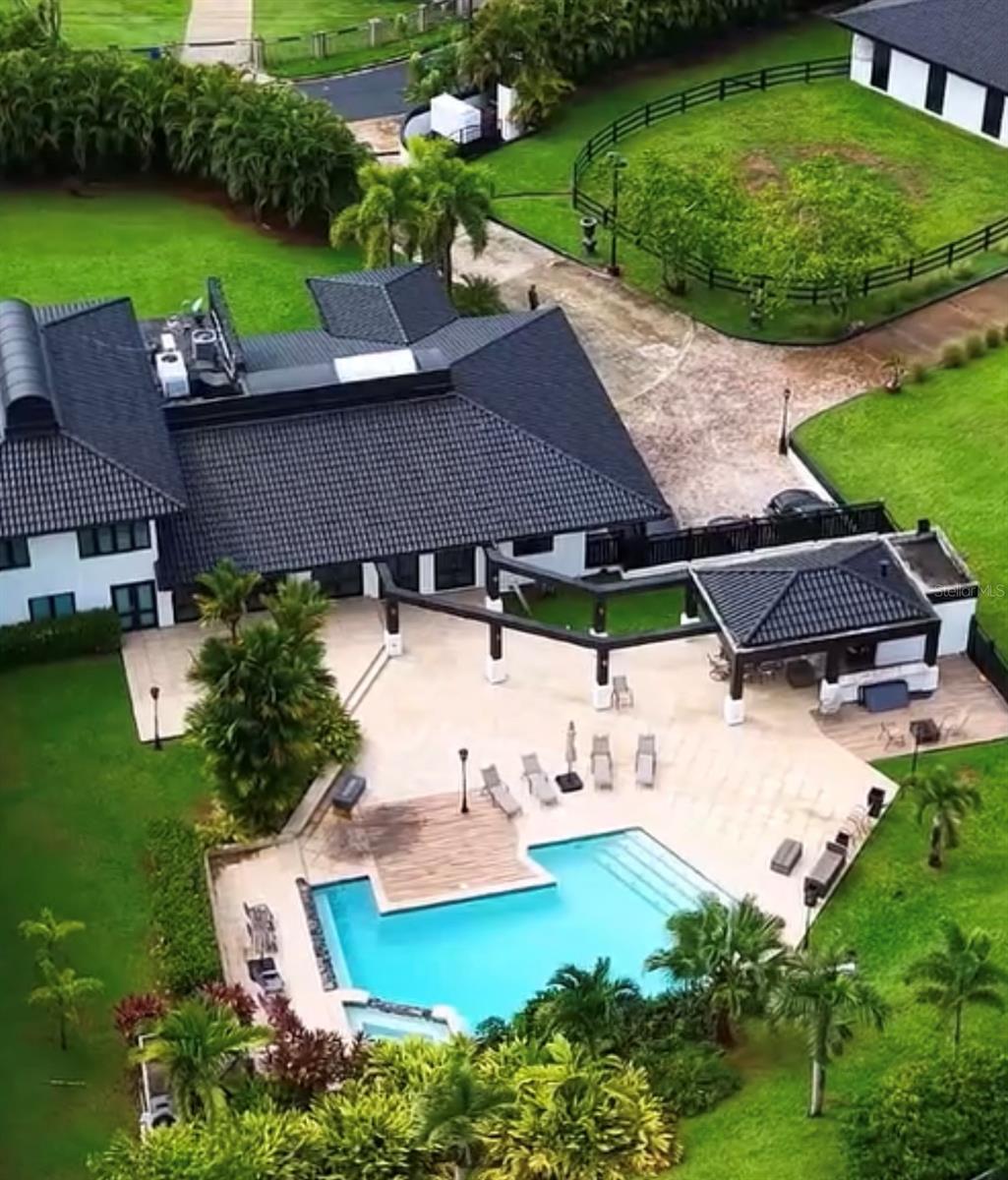 URB LOMAS DEL SOL GUAYNABO - Residential
