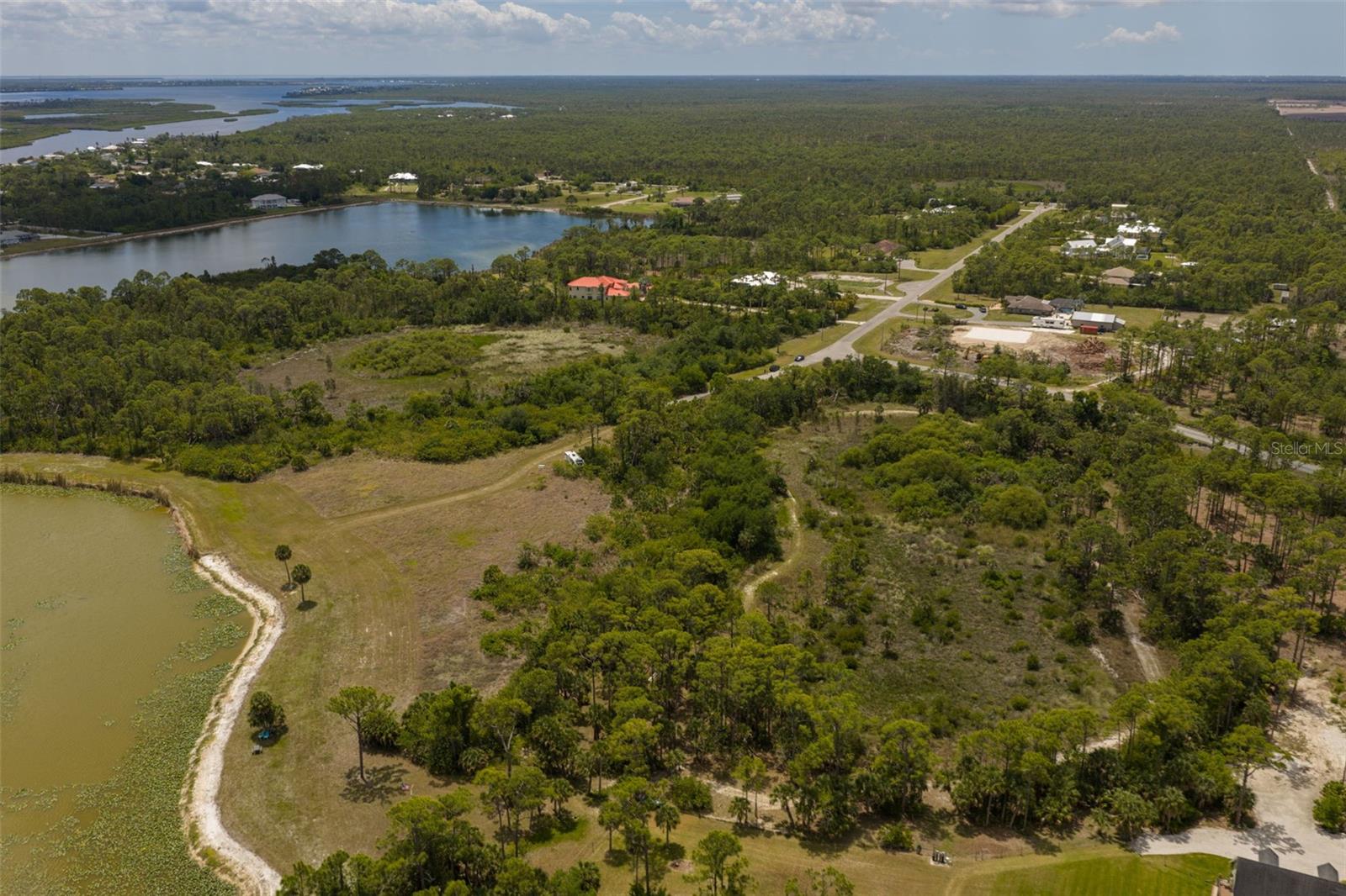 LAKE GERALDINE - Land