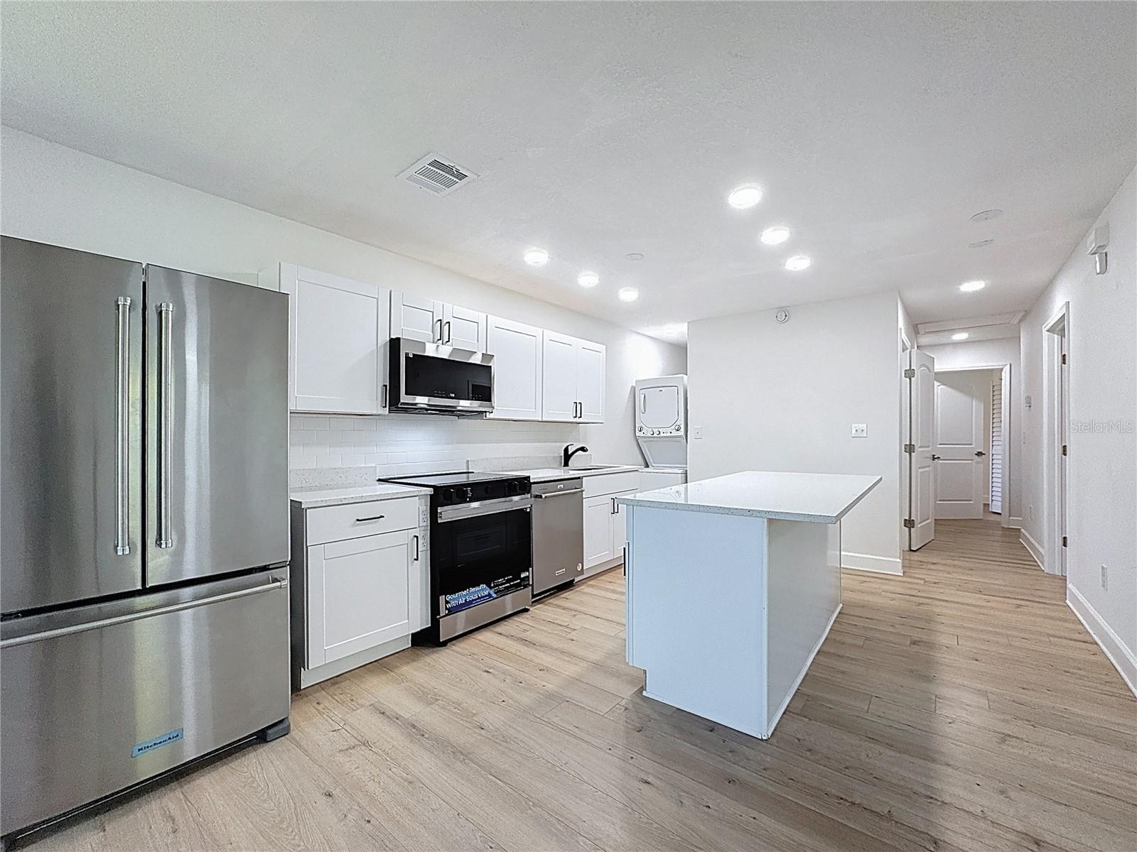 RICHFIELD - Residential Lease