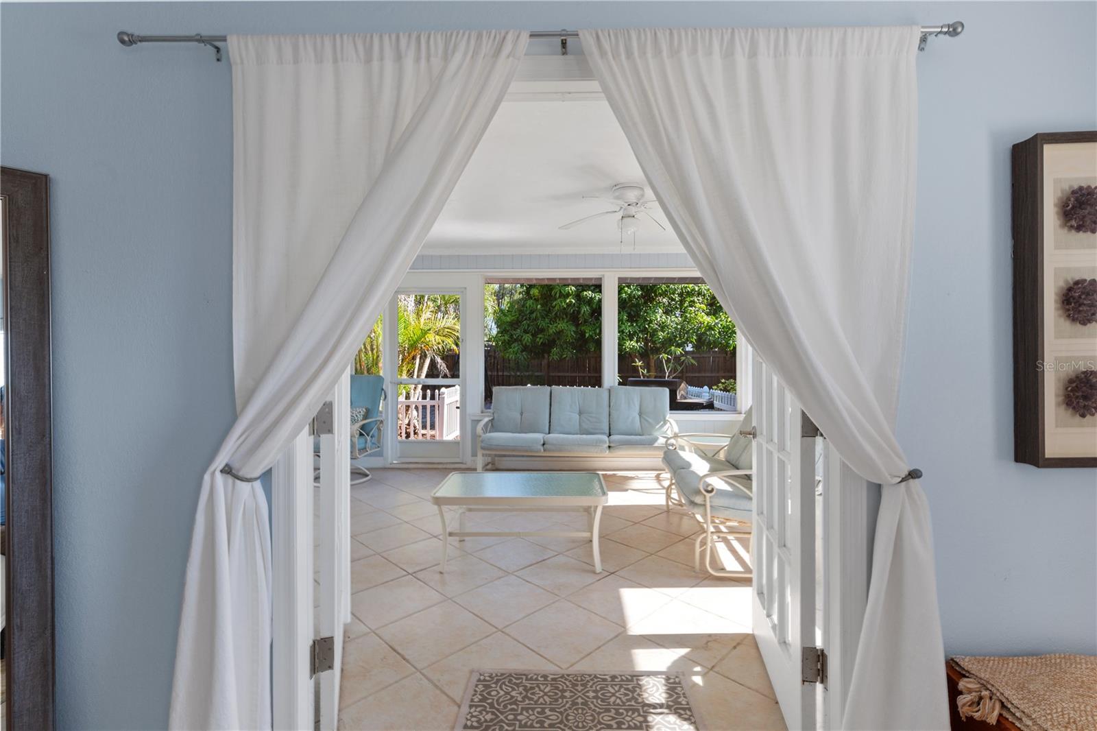 HOLIDAY HARBOR - Residential