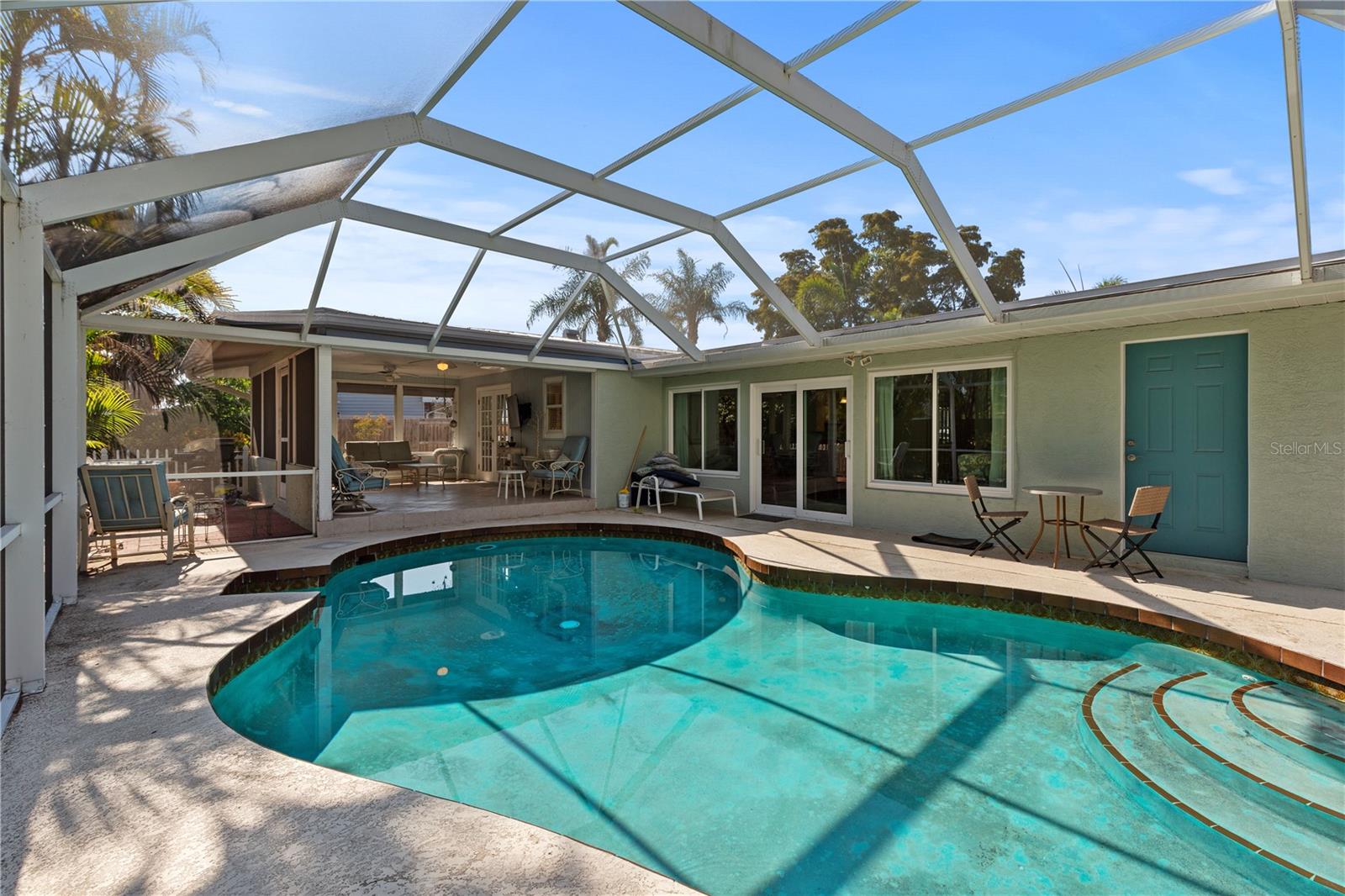 HOLIDAY HARBOR - Residential