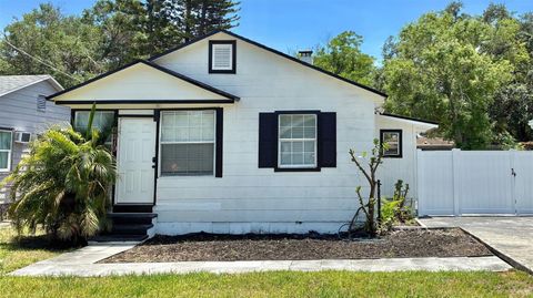 2219 THRACE STREET TAMPA FL 33605
