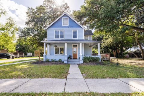 Photo of 1320 Jersey Avenue, Saint Cloud, FL 34769 (MLS # G5110945)