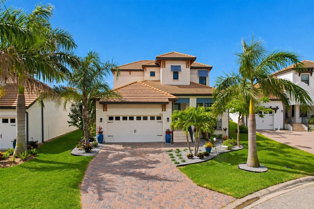 Photo of 3034 Christophers Watch Lane, Ruskin, FL 33570 (MLS # TB8495789)