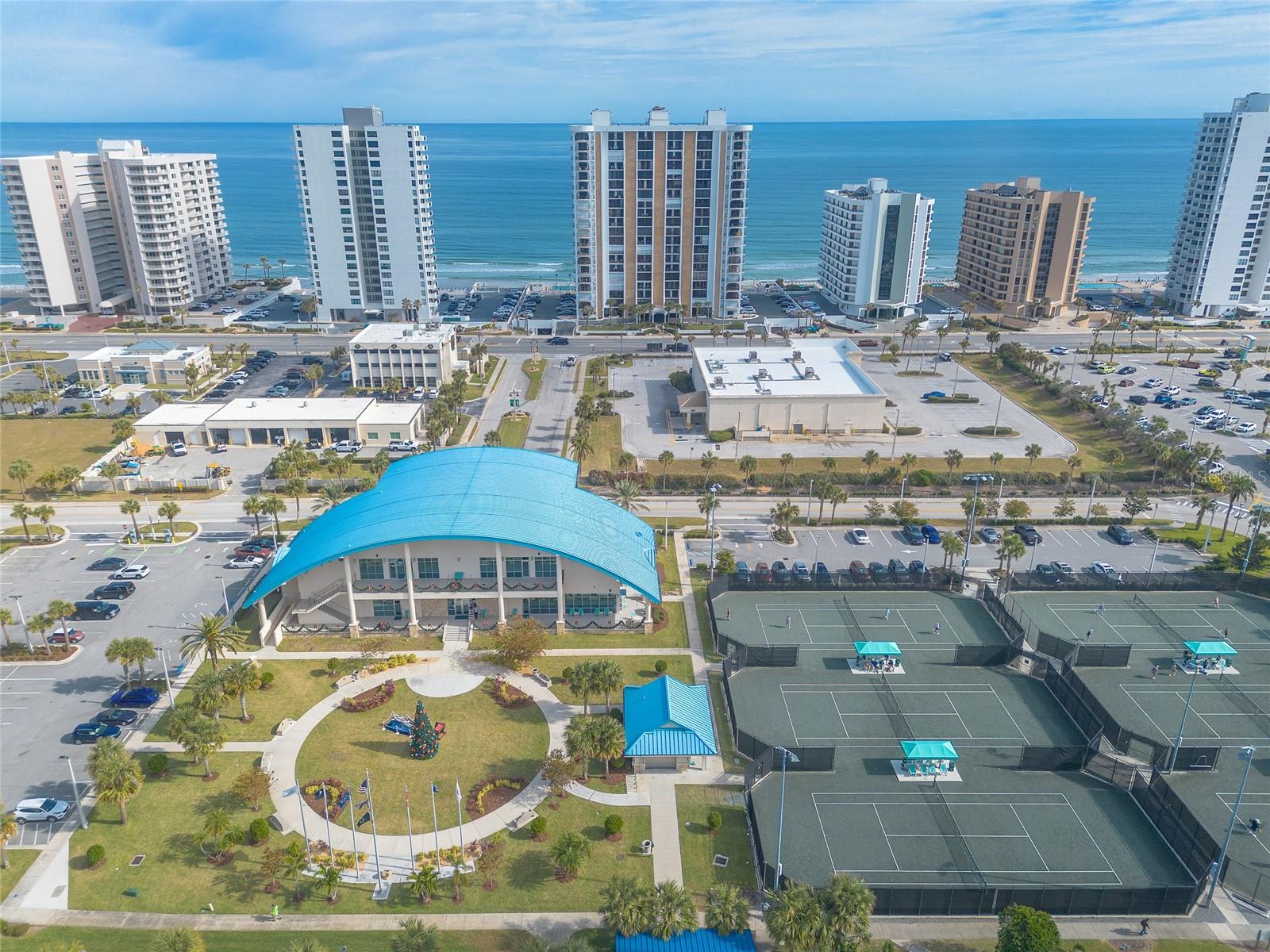 OCEANS GRAND CONDO - Residential