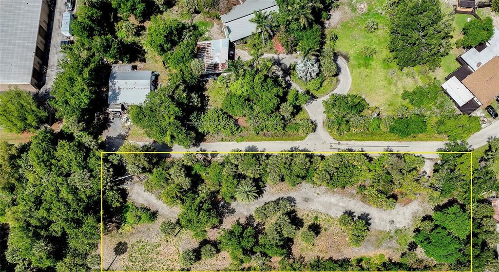 Photo of 602 Drury Lane, Punta Gorda, FL 33950 (MLS # N6143775)