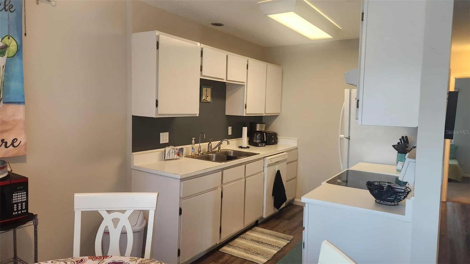 HOLLY SQUARE CONDO - Residential