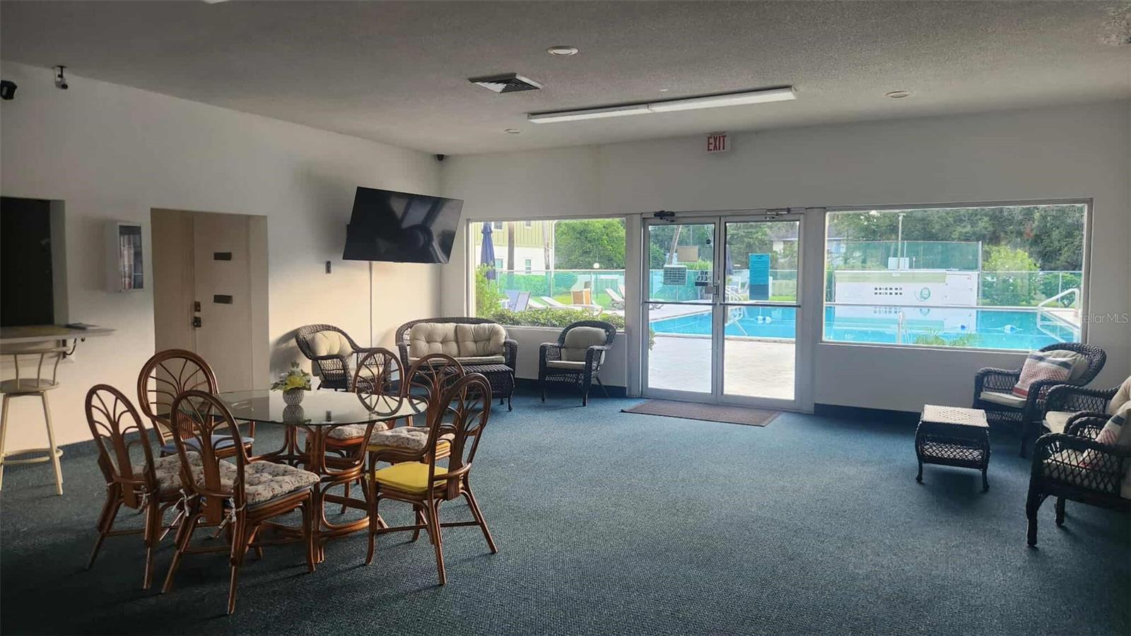 HOLLY SQUARE CONDO - Residential