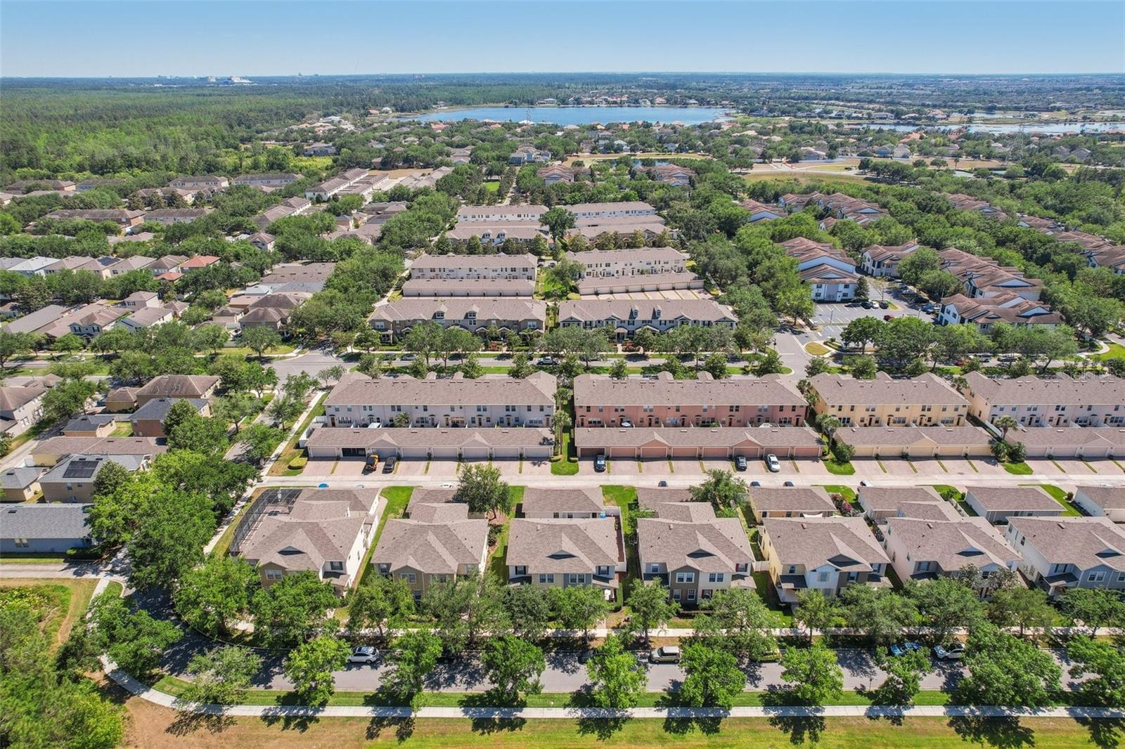 SIGNATURE LKS-PCL 01A - Residential Lease