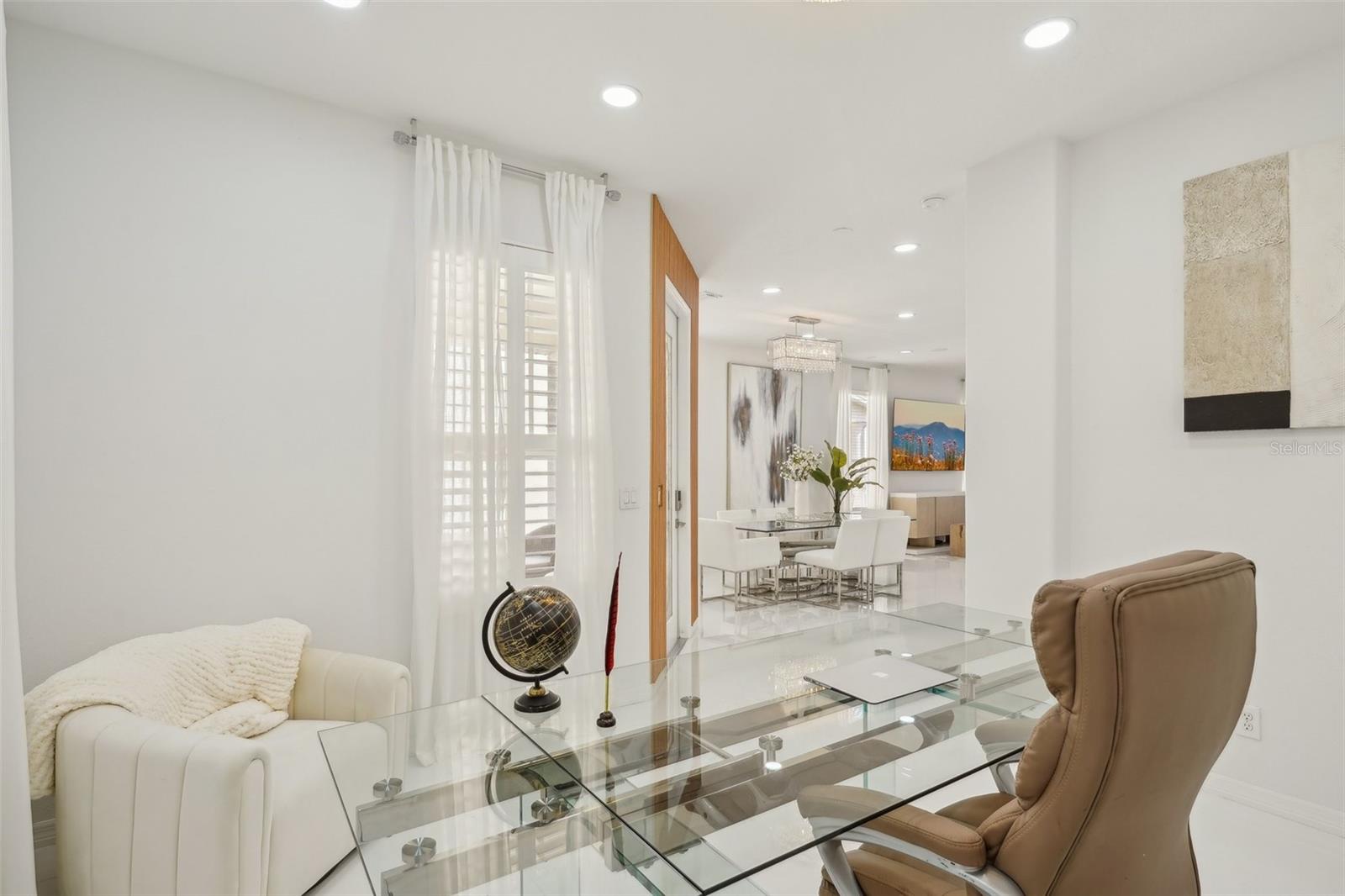 SIGNATURE LKS-PCL 01A - Residential Lease