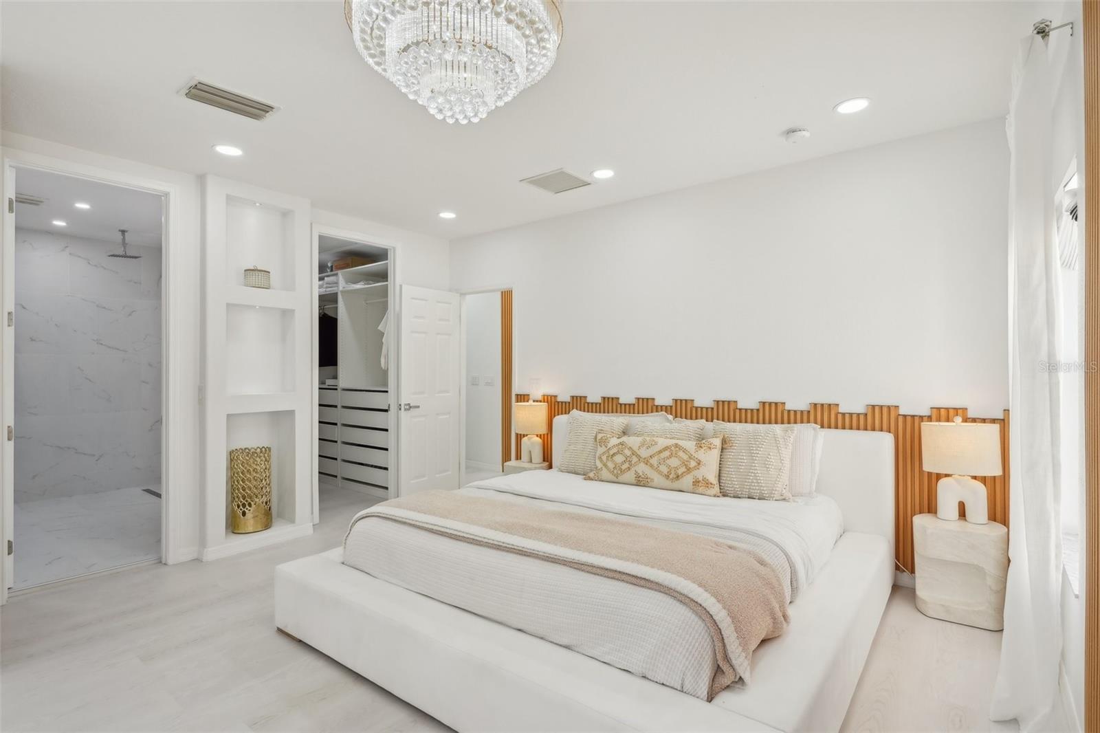 SIGNATURE LKS-PCL 01A - Residential Lease