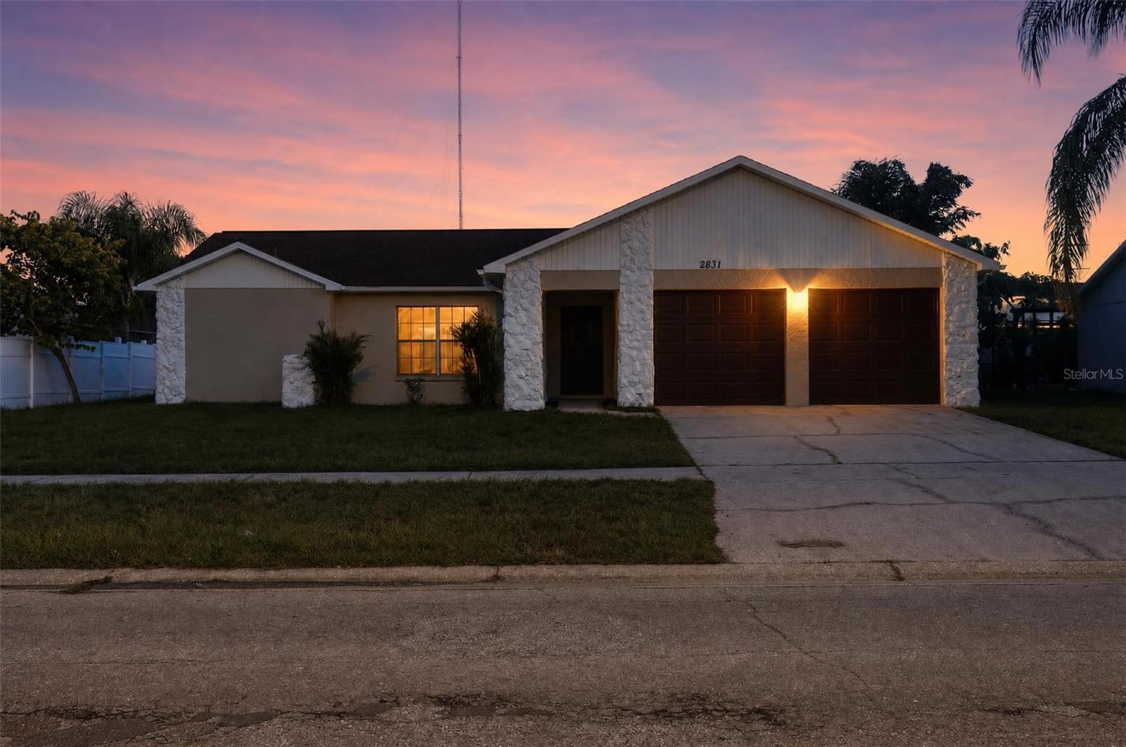 2831 BLOSSOM LAKE