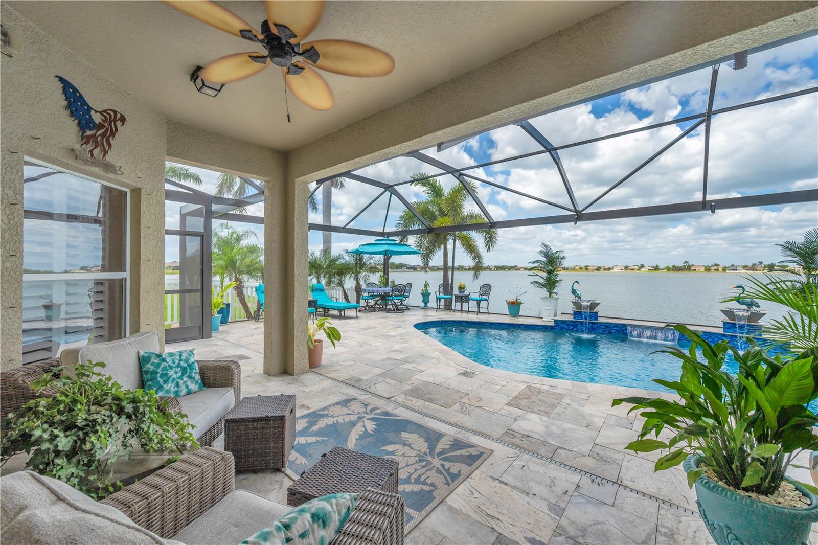 1842 MIRA LAGO CIRCLE